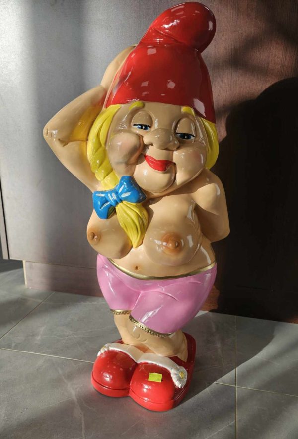Halvnaken tomte